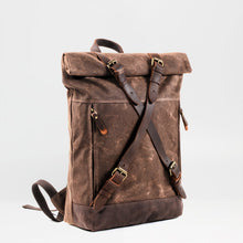 Cargar imagen en el visor de la galería, BRAVEHEARTH | Mochila Cuero y Lona | 3 colores