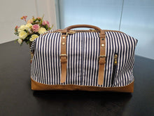 Charger l&#39;image dans la galerie, JEANNE | Nouvelle valise de voyage en cuir et toile | Style informel
