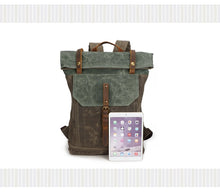 Cargar imagen en el visor de la galería, ARMY | Mochila militar lona y cuero | 3 colores
