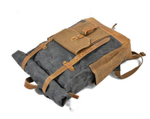 Cargar imagen en el visor de la galería, Canterbury - Mochila militar para uso diario - 4 colores
