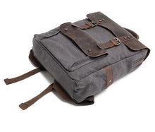 Cargar imagen en el visor de la galería, MESSENGER | Mochila para diario de cuero y lona | 5 colores
