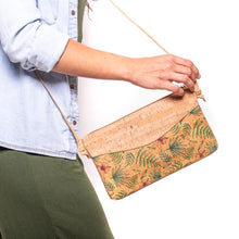 Cargar imagen en el visor de la galería, LUNA | Bolso de corcho natural
